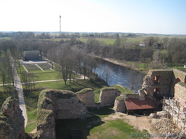Bauskas pils celta Livonijas ordeņa mestra Heidenreiha Finkes fon Overberga valdīšanas laikā (1439–1450) 35475