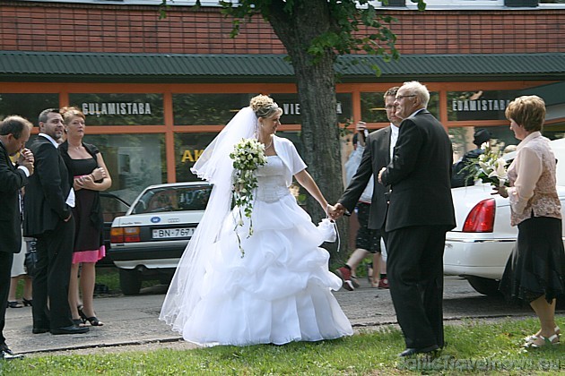 TELE2 Baltic Beach Party 2009 laikā pilsētā noritēja arī ierastās laulību ceremonijas 35550