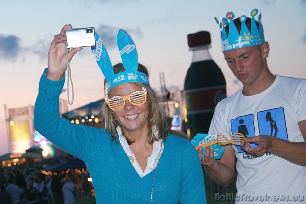 TELE2 Baltic Beach Party - lielisks noskaņojums ar un bez alkohola 35575