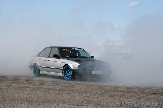 Latvijas drifta čempionāta ceturtais posms „HGK Speed Drift” norisinājās 25.07.2009 Vaiņodes lidlaukā, kas atrodas pāris desmitus kilometrus no Liepāj 35578