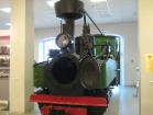 Muzeja jaunākais eksponāts - ar malku kurināma lokomotīve 8
