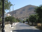 Gleznains ceļš Krētas rietumkrastā ved uz bijušo zvejnieku ciematu, tagadējo kūrortu ELOUNDU, kas atrodas līča krastā 11 km attālumā no Agios Nikolaos 1