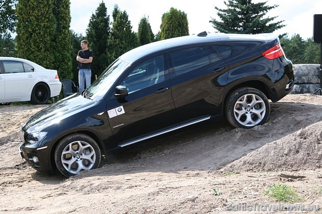 Viens no BMW autoražotāja flagmaņiem ir BMW X6 36163