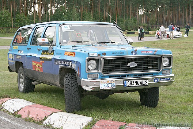 Chevrolet ar zīmīgu valsts numura zīmi Changals 36297