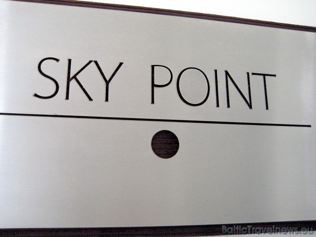 Sky Point atrodas viesnīcas Reval Hotel Latvija ēkas 27 stāvā 36744