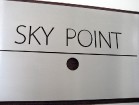 Sky Point atrodas viesnīcas Reval Hotel Latvija ēkas 27 stāvā 2