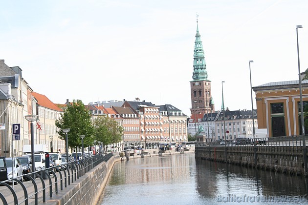 Dānijas galvaspilsēta Kopenhāgena atrodas Zēlandes salā un kopā ar Sanktpēterburgu un Rīgu ir Baltijas jūras reģiona lielākā pilsēta 36882