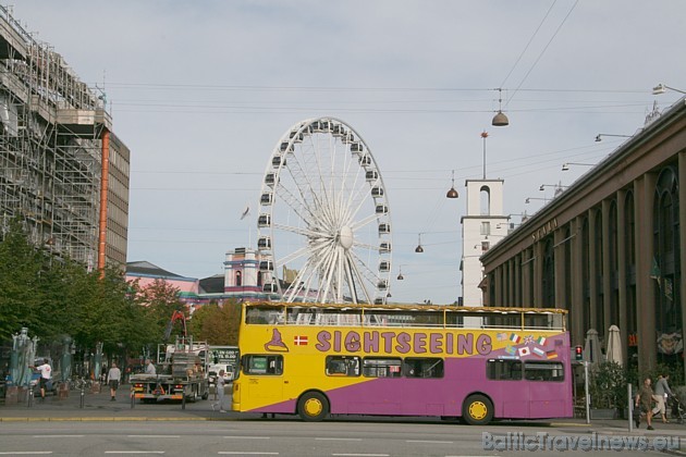 Kopenhāgenas panorāmas skatu rats un pilsētas apskates autobuss 36891