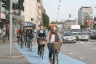 Kopenhāgena ir īsta velosipēdistu pilsēta un šis transporta līdzeklis ir ērti baudāms 11