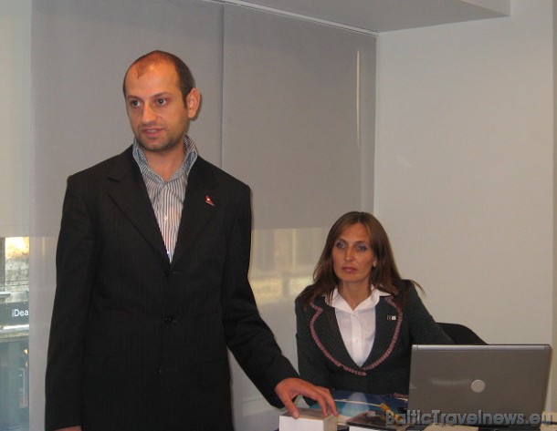 Selim Kasap (Turkish Airlines direktors Rīgā) un Sanita Geka (Turkish Airlines mārketinga vadītāja Rīgā) stāsta par lidsabiedrības attīstību, piedāvāt 37226