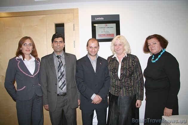 Sanita Geka (Turkish Airlines), Pramod Kumar (Go India Journeys), Selim Kasap (Turkish Airlines), Sandra Bondare (Ar-tur) un Anita Dudele (Ar-tur) 37241