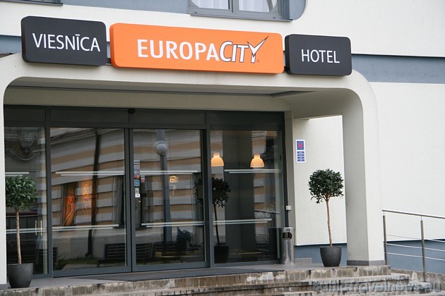 Lietuviešu naktsmītņu tīkla Europa City viesnīca Europa City Riga piedāvā 143 numurus 38130