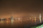 Vakara skats uz Vecrīgu un Vanšu tiltu no restorāna Ostas skati terases 2