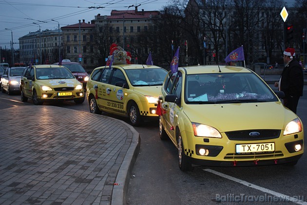 Mazos pasažierus taksometros gaida pārsteigums – īpašos monitoros rāda latviešu multfilmas, bet sīkāka informācija - www.babytaxi.lv 38526