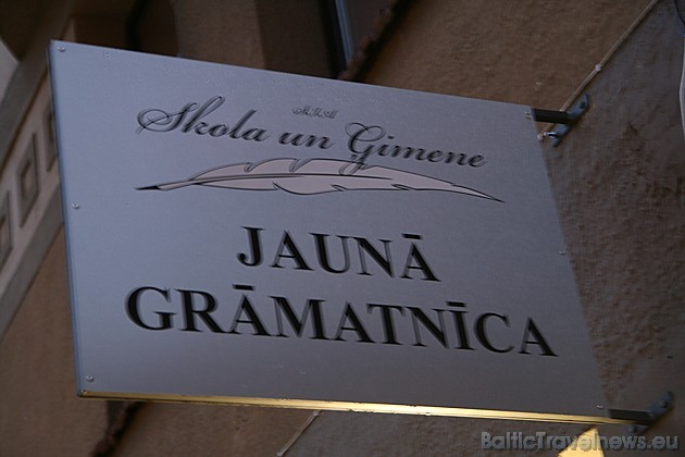 Rīgas Jaunā grāmatnīca atrodas Pērses ielā un 3.12.2009 bija jaunas grāmatas prezentācija 38527