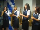 Četrmiljono pasažieri Rīgas lidostā svinīgi sagaidīja n[ex]t saksofonu kvartets 6
