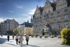 Pilsētas slavenākais tūrisma objekts ir Jens Bangs Stenhus - māja, ko pretī rātsnamam 1624. gadā renesanses stilā uzbūvēja kāds tirgotājs, kas netika  3