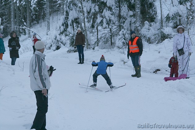 Mazie slēpotāji ar lielu neatlaidību un cīņas sparu cīnījās par godalgām 39226