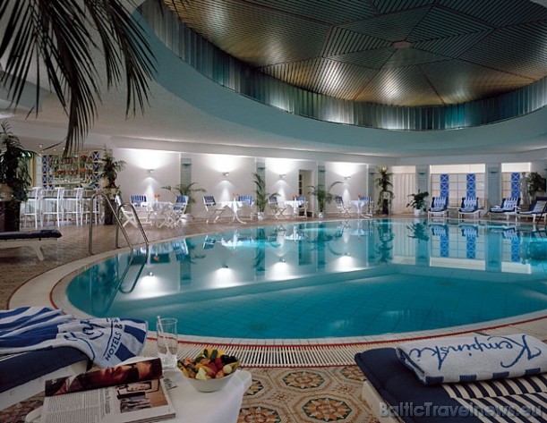Kempinski Hotel Bristol Berlin piedāvā arī atpūtas un wellness zonu ar iekšējo baseinu 39349