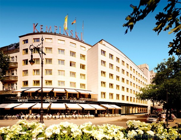 Vairāk informācijas un rezervēšanas iespējas Kempinski Hotel Bristol Berlin var atrast interneta vietnē www.kempinskiberlin.de 39360