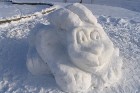 23. un 24.01.2010 Līvānos pie Latgales mākslas un amatniecības centra jau piekto reizi norisinājās Sniega skulptūru plenērs 1