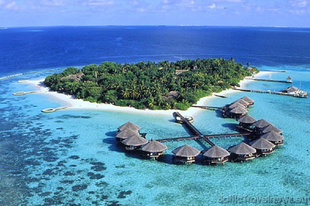 Ceļotājus Maldivu salām piesaista skaistā jūra, lieliskais klimats un salinieku laipnā attieksme pret tūristiem 40979