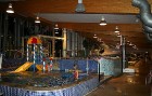 Viesnīcas ūdens centrs piedāvā 25 metru baseinu, bērnu baseinu, dažādas ūdens atrakcijas un plašu pirts kompleksu 14