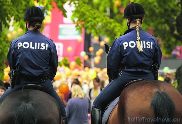 Par kārtību Somijā rūpējas arī jātnieku policija 42262