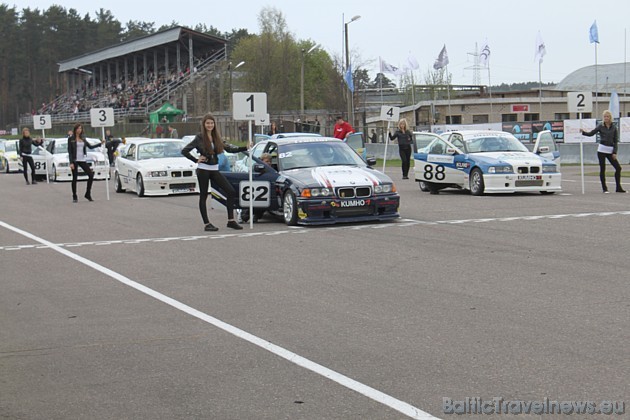 BMW 325 klasē startēja tikai igauņu autosportisti, jo tas bija Igaunijas čempionāts 42971