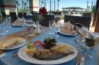 Miracle Hotel viesnīcā darbojas pieci restorāni - no tiem četri a la carte restorāni - turku, itāļu, meksikāņu virtuve un zivju restorāns 8