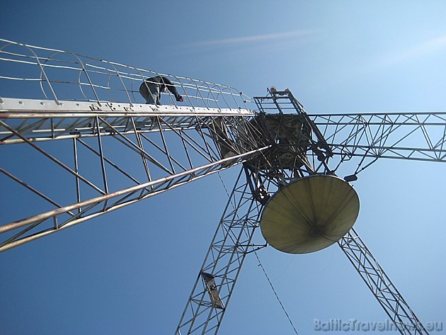Irbenes radiolokatora visaugstākais punkts - signālu uztvērējantena 45174