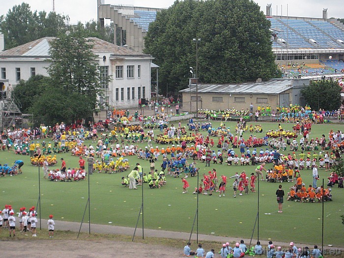 X Latvijas skolu jaunatnes deju svētku mēģinājums Daugavas stadionā 46026