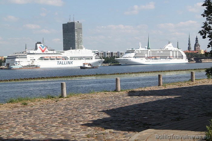 Rīga pagaidām nevar sacensties ar Tallinu kruīzu ziņā, taču daudzi kruīzu operatori atzīst Rīgu kā ļoti nozīmīgu ostu savā maršrutā 47415
