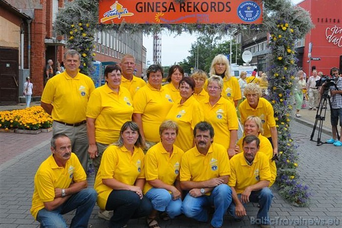 24.07.2010 Ventspilī tika izveidots pasaulē garākais ziedu paklājs un sasniegts Ginesa rekords 47542