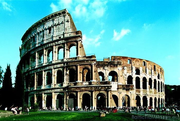 Vizīte Kolizejā maksā 12 eiro un ar šo pašu biļeti var apmeklēt arī netālu esošo Romas forumu Forum Romanum un Palatīna pakalnu
Foto: Fototeca ENIT 47748