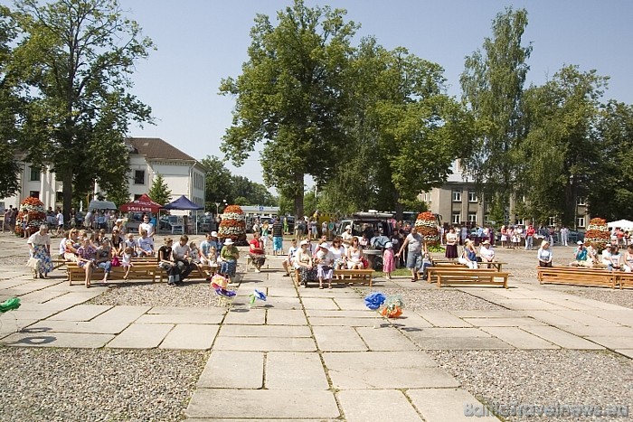 Preiļu pilsētas svētkos notika arī Preiļu novada X Latvijas skolu jaunatnes dziesmu un deju svētku dalībnieku koncerts 47759