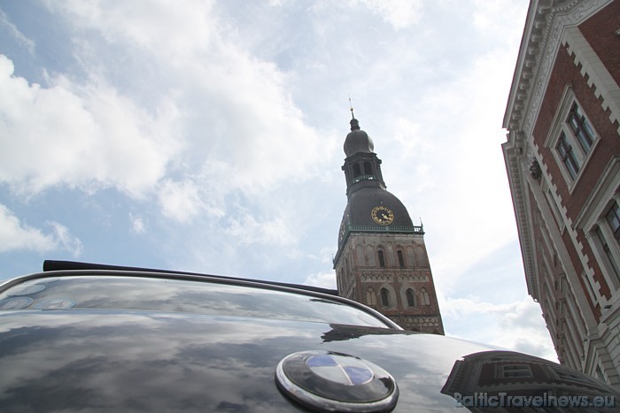 Laikā no 01.-17.08.2010 Classic Car Highlights veic 17 dienu un 5 000 km garu ceļojumu apkārt Baltijas jūrai, kurā piedalās 31 antīkā automašīna 48018