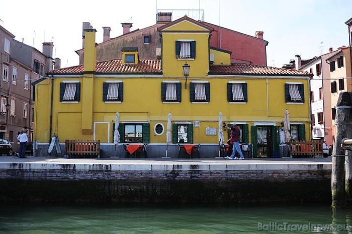 Tieši daudzo kanālu dēļ Venēciju ir unikāla un to apmeklē tūristi 
Foto: Fototeca ENIT/Gino Cianci 48857