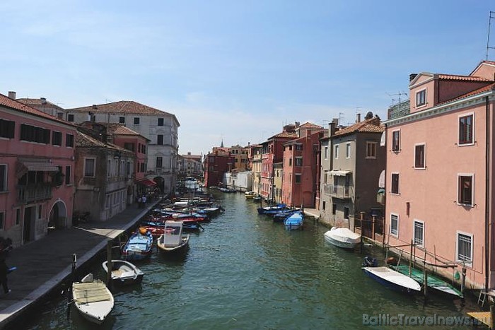 Neskatoties uz popularitāti un tūristu plūsmu, Venēcijai draud baiss liktenis - jūras ūdens līmenis kāpj un, ja nekas netiks darīts, pilsēta applūdīs
 48859