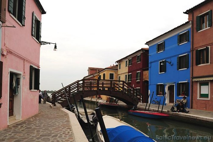 Katru gadu Venēciju apmeklē aptuveni 18 miljoni tūristu, bet vietējo iedzīvotāju paliek aizvien mazāk 
Foto: Fototeca ENIT/Gino Cianci 48863