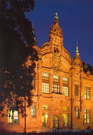 Heidelbergā atrodas vecākā universitāte Vācijā - tā dibināta 1386. gadā 49298