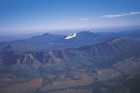 Dienvidaustrālijas kalnos ir iespējams notvert neaizmirstamus dabas skatus - rīta miglas ieskautus paugurus un lielas brīvdienu savrupmājas
Foto: SAT 17