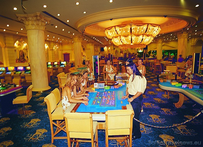 Viesnīcā Salamis Bay Conti ir arī kazino 
Foto: Salamis Bay Conti Hotel 49383