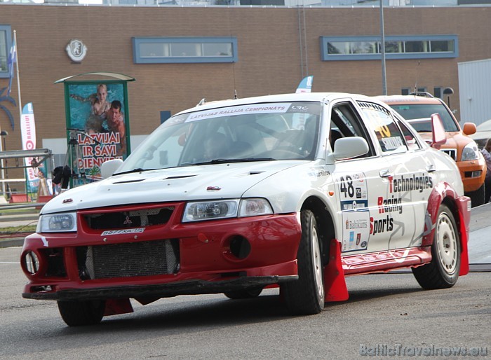 Pēdējais Latvijas rallija čempionāta 2010 posms sākās pie Līvu akvaparka 25.09.2010, kur pulcējās labākie autosportisti 50453