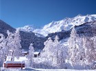 Zāsas ielejas augstais novietojums kalnos garantē to, ka ziemā te ir sniegs
Foto: Photopress/Saas-Fee 14