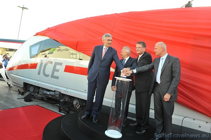 Tā motoru jauda kopā sastāda 11 000 zirgspēku. Deutsche Bahn jau pasūtījuši 15 šādus vilcienus
Foto: Innotrans 50942