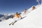 Austrija ir valsts, kur ziemas prieku cienītājiem sniedz visaugstāko servisa līmeni, piedāvā lieliski attīstītu slēpošanas
infrastruktūru un uzņem vi 2
