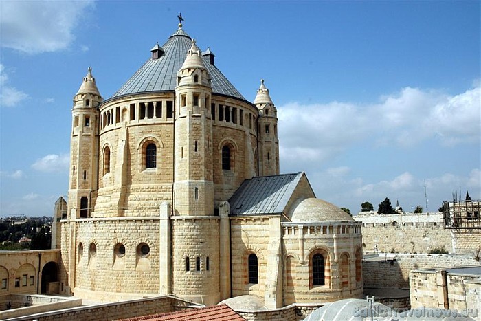Jeruzalemes pilsēta Izraēlā tiek uzskatīta par trīs lielu reliģiju - jūdaisma, kristietības un islama - svēto pilsētu
Foto: www.goisrael.com 53136