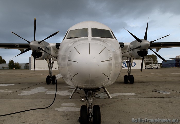 Pie airBaltic inovācijām pieskaitāma arī Apple iPad planšetdatoru ieviešana izklaidei lidojuma laikā un iespēja pasažieriem saņemt rozes lidojuma laik 53452