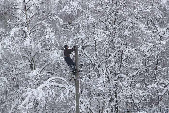 Vairāk nekā 60 000 mājsaimniecību Latgalē Jaungadā bija palikušas bez elektrības 53521